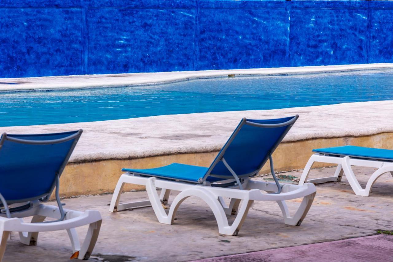 Hotel Bello Caribe Express Cozumel Kültér fotó